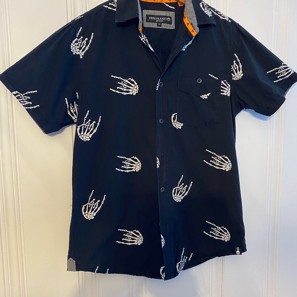 Men’s medium cotton black/white skeleton rock handprint button down short sleeve - Picture 3 of 8